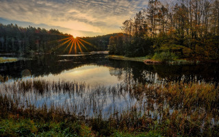 Lake forest sunset crepuscular rays - the cloud above free wallpaper for desktop