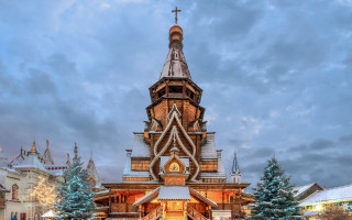 Church steeple clock tower snow - andrei rublev free wallpaper for desktop