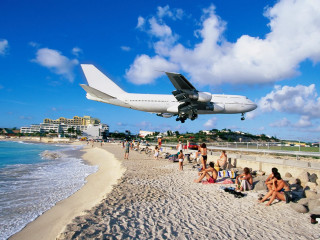 Plane beach people water matte 2 - free beach wallpaper for desktop