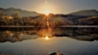 Lake mountain sunlight trees city - choi buk free wallpaper