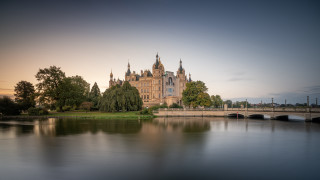 Castle bridge river gothic sunset - german romanticism free wallpaper for desktop