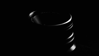 Camera lens macro black white - a white light free wallpaper