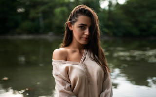 Woman water outfit portrait bokeh - a ponytail free wallpaper