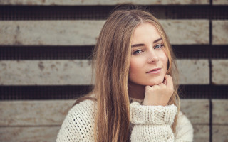 Woman longhair portrait blonde cosplay - free portrait wallpaper for desktop