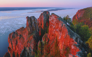 Mountain lake autumn leaves arkhip - a lake in the background free wallpaper