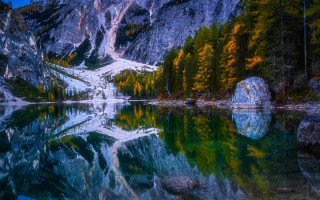 Mountain lake reflection forest mystical - a mountain lake free wallpaper