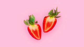 Strawberries leaves pink background popart - fructose free wallpaper