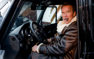 Man leather jacket truck surprised - arnold mesches free wallpaper