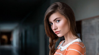 Woman long hair sweater hallway - long hair and a sweater free wallpaper