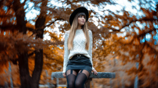 Woman skirt hat park autumn - postimpressionism free wallpaper