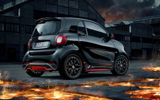 Small car fire tires explosion - a small car free wallpaper