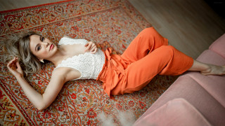 Elina karimova fashion arabesque baroque - a rug free wallpaper