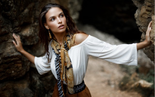 Woman cave scene fashion artistic - a cave free wallpaper