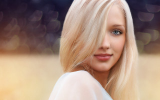 Blonde woman blueeyes photorealistic painting - a blurry background of the image free wallpaper