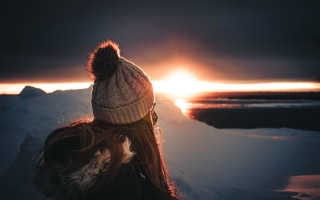 Woman hat snow sunset mountains - sunset time free wallpaper for desktop
