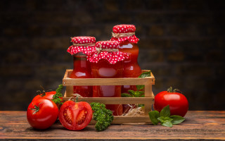Wooden crate tomato jam tomatoes - neoplasticism free wallpaper