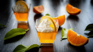 Orange juice whipped cream slices - cream free wallpaper