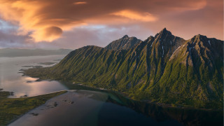 Mountain lake cloudy sky dusk - a lake in the foreground free wallpaper