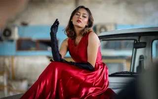 Woman red dress car glove - black free wallpaper for desktop