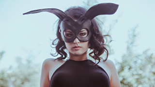 Woman mask bird black dress - a mask free wallpaper