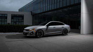 Silver car night building fence - eric dinyer free wallpaper for desktop