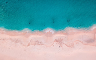 Beach blue ocean sandy shore 2 - a sandy beach free wallpaper for desktop