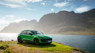 Green car lake mountains blue - 8k photorealistic free wallpaper