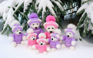 Stuffed bears snow tree pile - stuffed free wallpaper