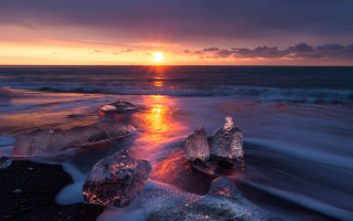 Sunset ocean ice shore waves - the shore free wallpaper
