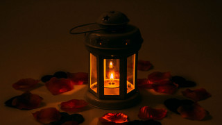 Lit candle petals table lantern - a lantern free wallpaper for desktop