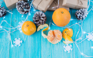 Blue orange pinecones presents stilllife - a pine cone free wallpaper