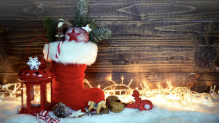 Christmas boot decorated snow lantern - the snow next free wallpaper
