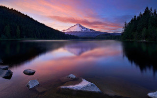 Mountain lake rocks forest sunset - a mountain free wallpaper for desktop