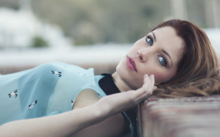 Woman bench blue eyes makeup - anna maria barbara abesch free wallpaper for desktop