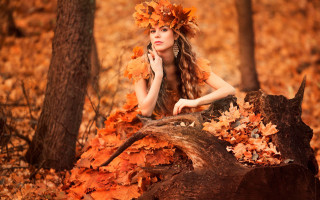 Woman leaf wreath woods autumn - daphne mcclure free wallpaper
