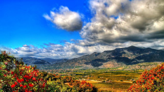 Scenic valley mountains clouds autumn - a scenic view of a valley free wallpaper for desktop