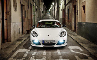 White sports car alleyway night - narrow free wallpaper