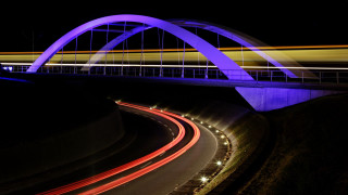 Long exposure bridge night car - an ultrafine free wallpaper for desktop