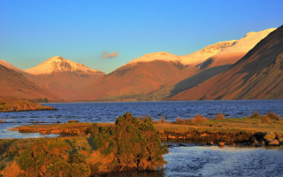 River valley mountains snowy sky - free landscape wallpaper