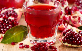 Pomegranate glass leaves pieces blurry - bouchta el hayani free wallpaper