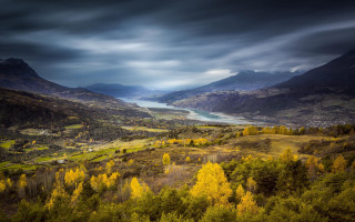 Valley river mountains cloudy sky - a river and mountains free wallpaper