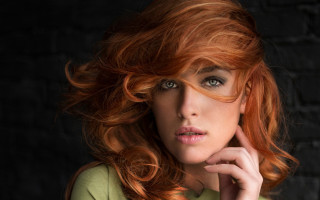 Redhair blueeyes portrait photorealistic woman - her chin free wallpaper