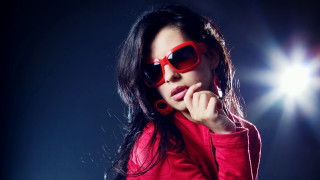 Araceli gilbert red sunglasses fashion - a star free wallpaper