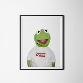 Supreme shirt 3d render product - a picture of a person free wallpaper