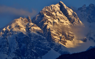 Snow mountain cloud blue sky - dramatic light free wallpaper
