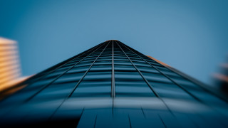 Tall building blue sky clouds - a tall building free wallpaper for desktop
