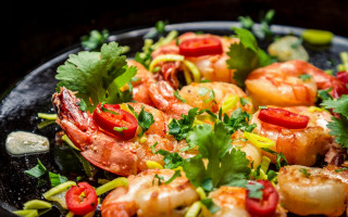 Shrimp vegetables cilantro lime plate - ready free wallpaper