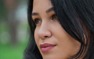 Woman black hair red lipstick 7 - a red lipstick free wallpaper for desktop