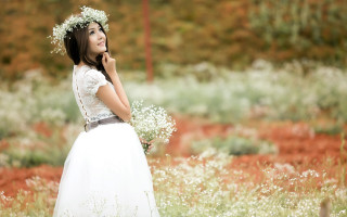 Woman white dress flower field - a wreath free wallpaper