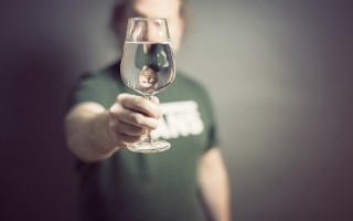 Man holding wine glass doll - charles angrand free wallpaper